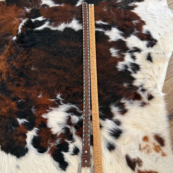 Woman's Western Belt with tooled Leather and Turquoise inlay Size 30 - Picture 11 of 17